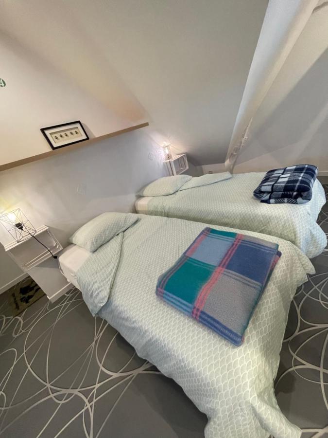 Apartament Duplex Beaumont-sur-Sarthe Zewnętrze zdjęcie