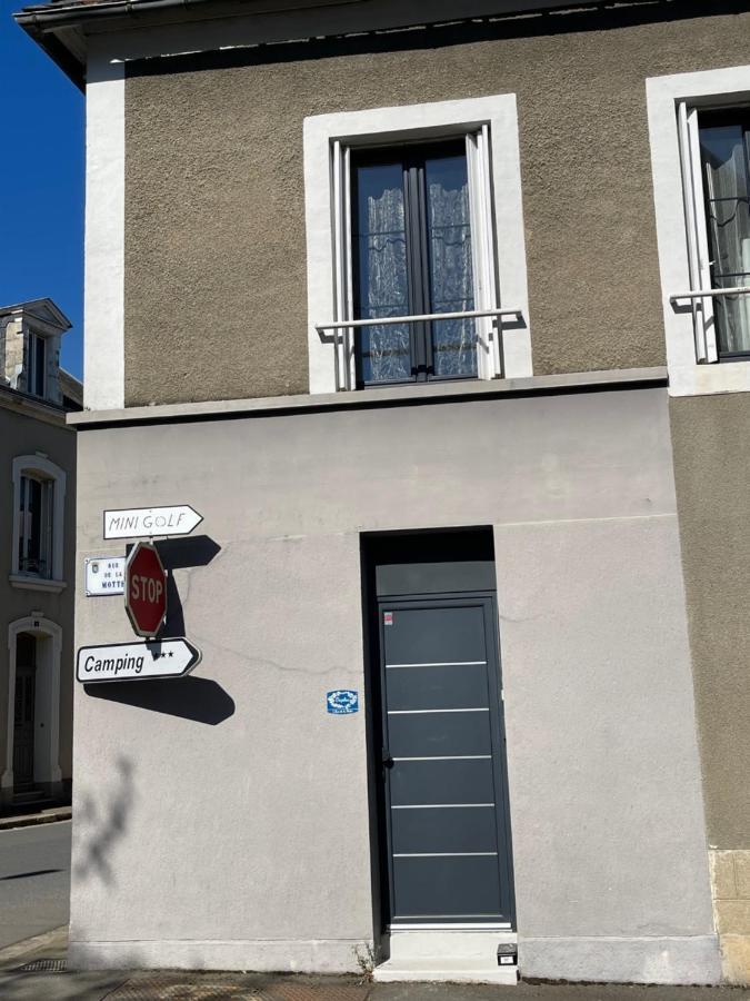 Apartament Duplex Beaumont-sur-Sarthe Zewnętrze zdjęcie